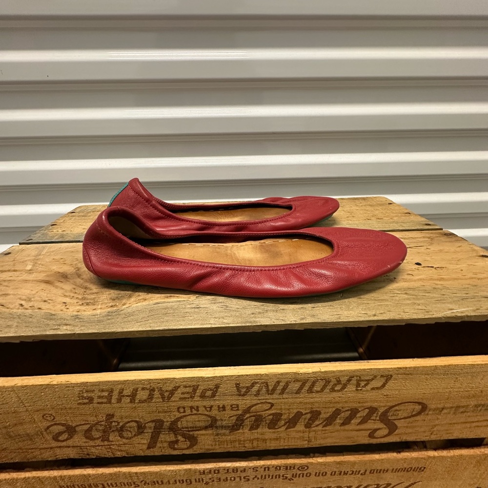 Tieks cardinal red shoes Size 11